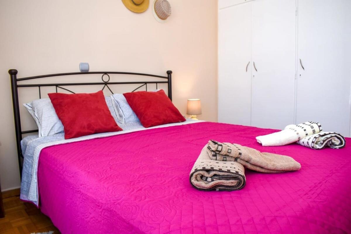 Vila Cozy Flat On The Main Square, 10Min To The Sea Kalamata Exteriér fotografie