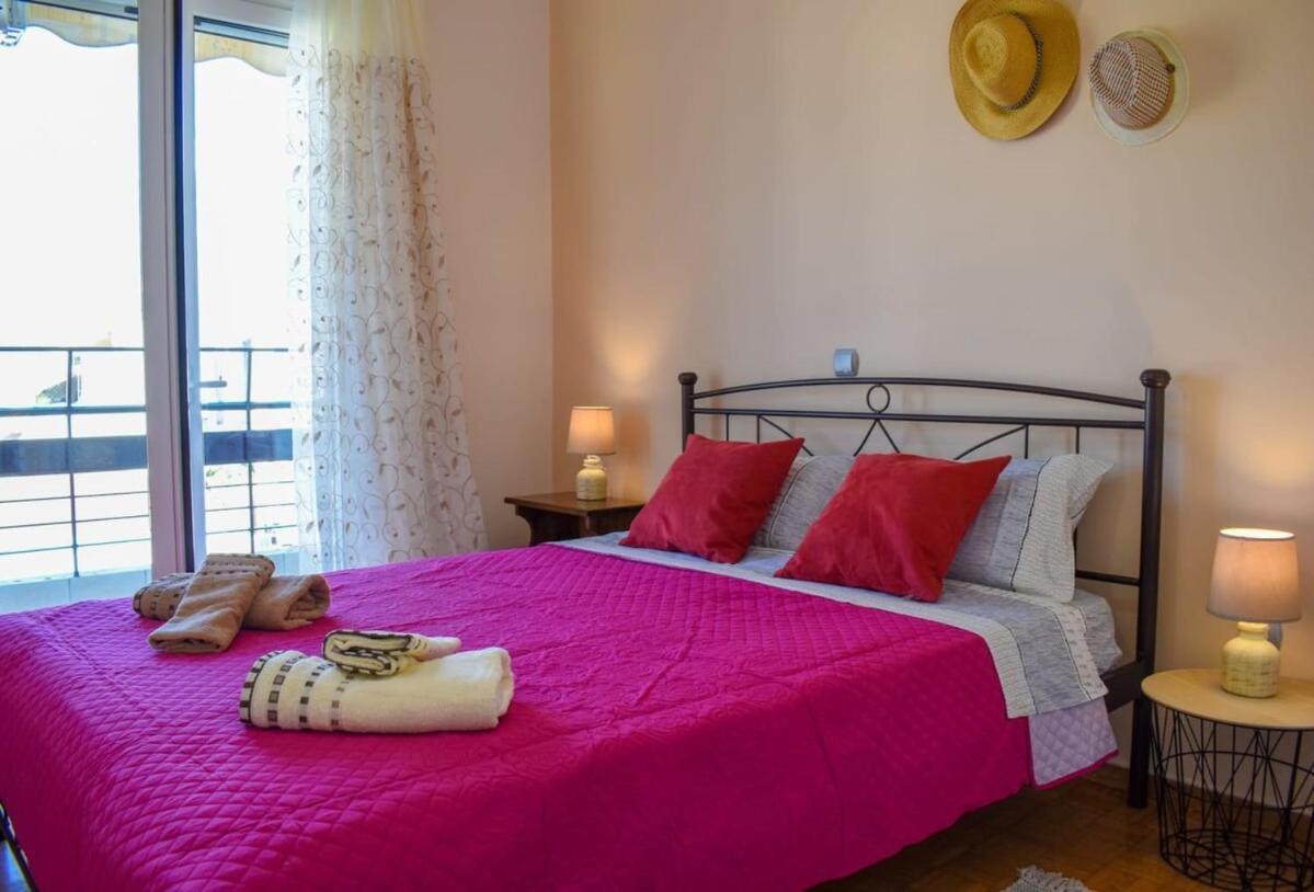 Vila Cozy Flat On The Main Square, 10Min To The Sea Kalamata Exteriér fotografie